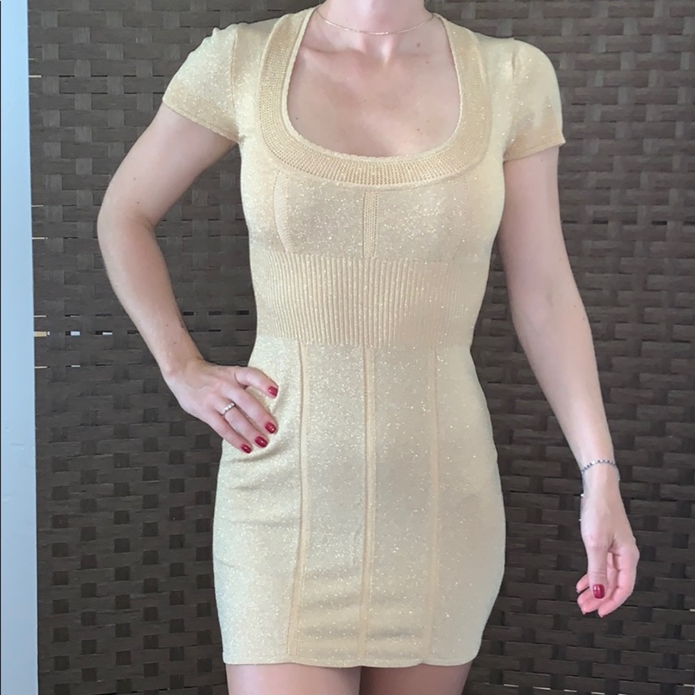 Bebe dress gold